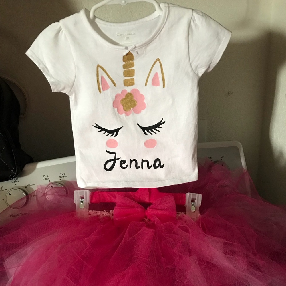 Custom Outfits - Picture 4 of 5